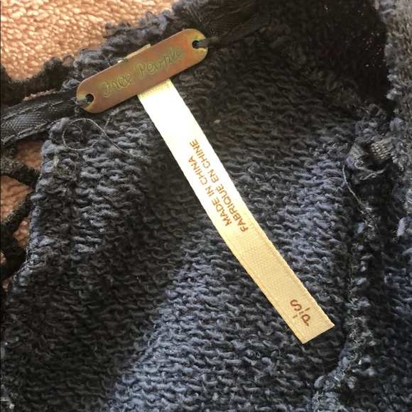 FP crochet back sweatshirt - Picture 8 of 8